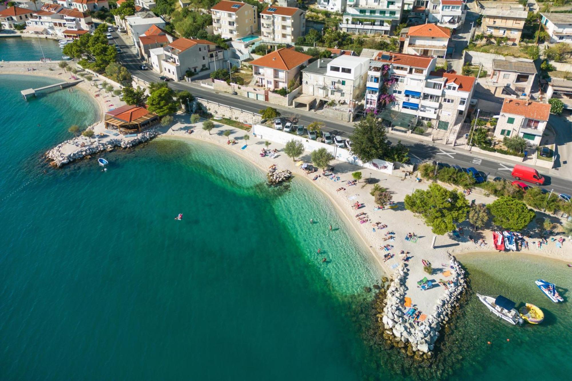Apartments With A Parking Space Dugi Rat, Omis - 19516 Esterno foto